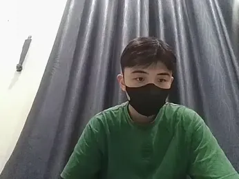 duchuutran201 webcam model stream image