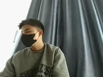 duchuutran201 webcam model stream image