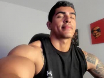 franco_ruiz_ webcam model stream image