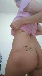 SENSUALITAXXX webcam model stream image