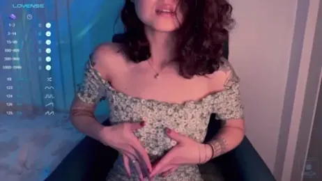 lu_blu webcam model stream image