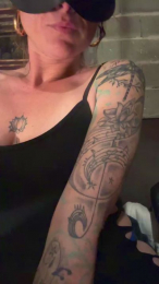 Anoonyme webcam model stream image