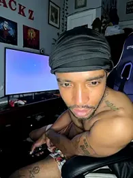 MasterPapian0 webcam model stream image