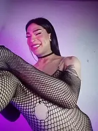 Soyshelly webcam model stream image