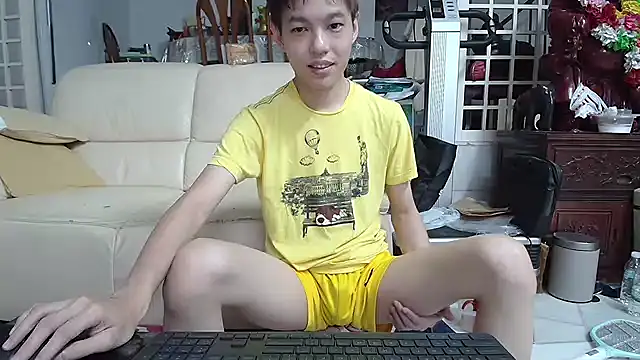 andrewooi webcam model stream image