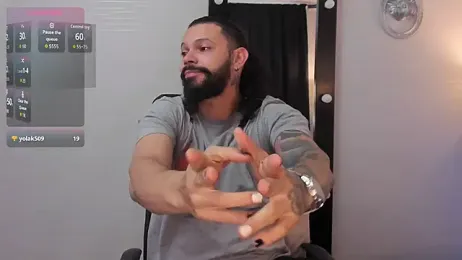 AlukardBig webcam model stream image