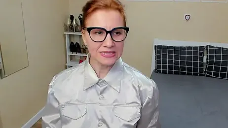 FoxySophia webcam model stream image