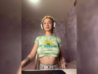 ice-hot webcam model stream image