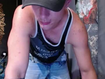_happydayleon_ webcam chaturbate model stream image