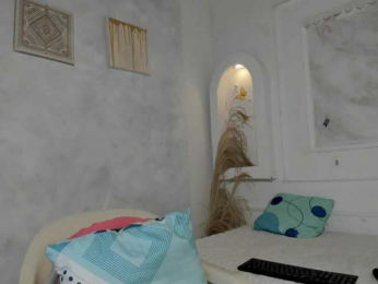 Tahira-20 webcam bongacams model stream image