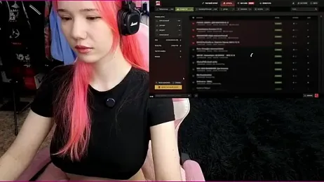 Maya_Viola webcam model stream image