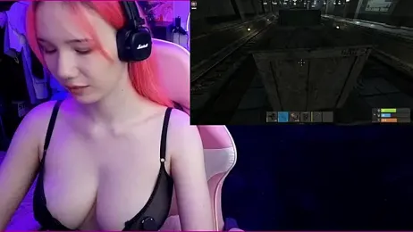 Maya_Viola webcam stripchat model stream image