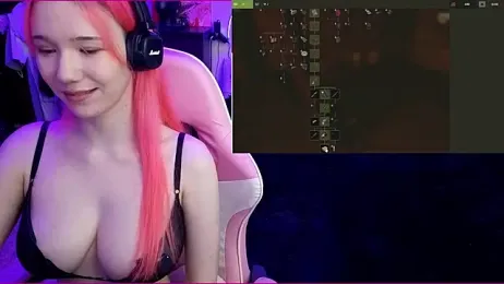 Maya_Viola webcam stripchat model stream image