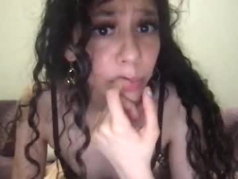 prettybabybrat webcam model stream image