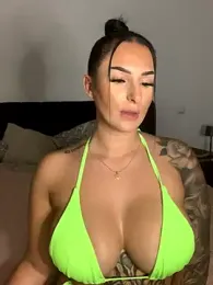 Mia-Bremer webcam model stream image