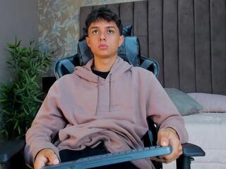 Ethan Lowell webcam model stream image