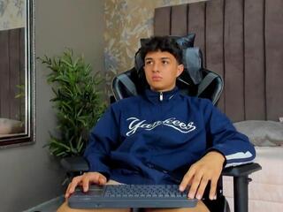 Ethan Lowell webcam model stream image