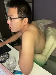 YoY-man webcam stripchat model stream image