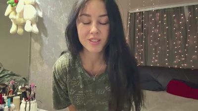 QuinnBuffalo webcam cam4 model stream image