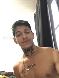 apolloxz211 webcam model stream image