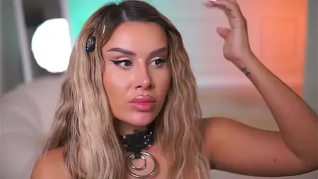 EvaZane webcam model stream image