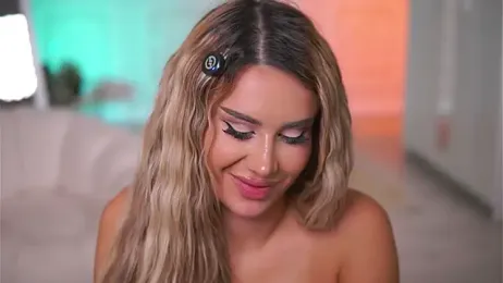 EvaZane webcam model stream image