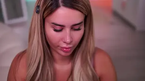 EvaZane webcam stripchat model stream image