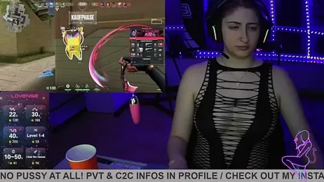 Gamergirl-Linela webcam model stream image