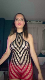 Lovecha_ webcam model stream image