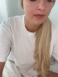 itsemmmy webcam model stream image
