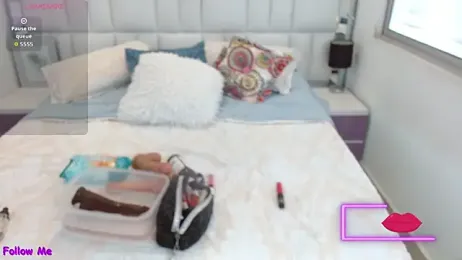 Kerly_Doll webcam model stream image