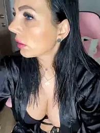ReiyaRey webcam model stream image