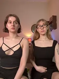 Jitoon_Exe webcam model stream image