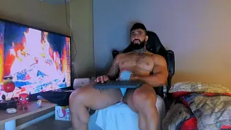 naugthy_dominant webcam model stream image