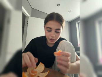 Vik04ka webcam model stream image