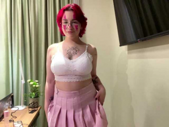 YoungAvenoso webcam model stream image