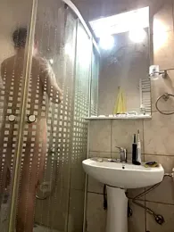 Shots_of_sperm webcam model stream image