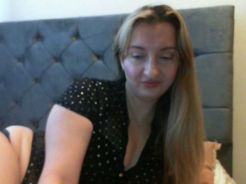 RuslanaFlower webcam model stream image