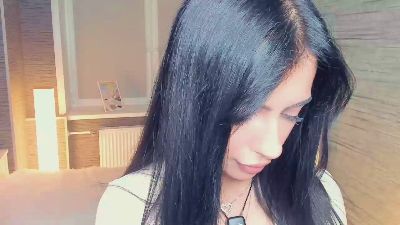 LuiseBeuchler webcam model stream image