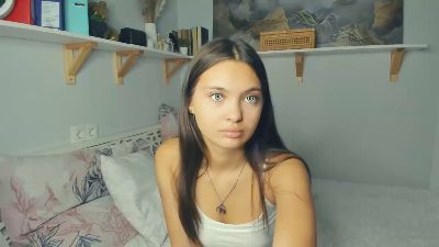 HildredUrive webcam cam4 model stream image