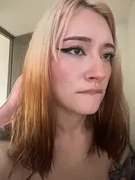 pin_grimes webcam model stream image