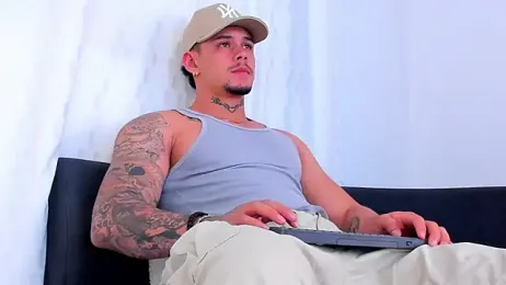 NoahhBrown webcam model stream image