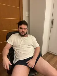Fattybody webcam model stream image