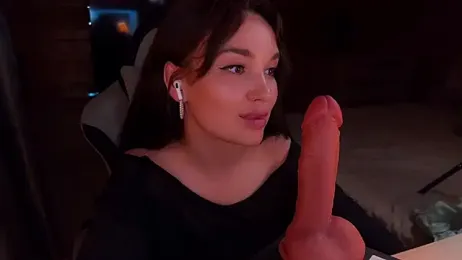 Crucio webcam stripchat model stream image