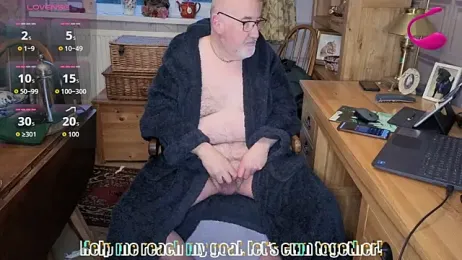 Adamdaddybear webcam model stream image