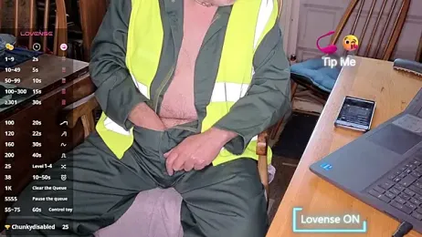 Adamdaddybear webcam model stream image