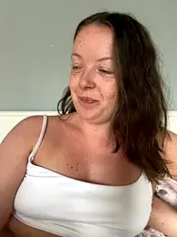 ScottishGymBunny webcam model stream image