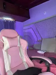 LEAH_DOUUGLASS webcam model stream image