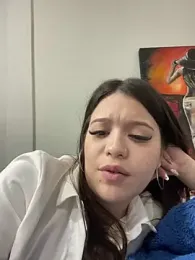 kiarafonseca_ webcam model stream image