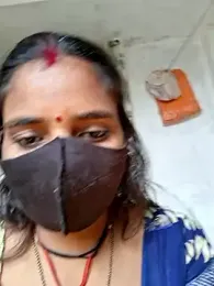 RAYI_Queen_3 webcam model stream image